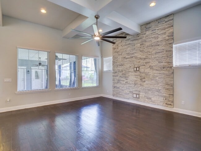 Building Photo - 9077 Neher St