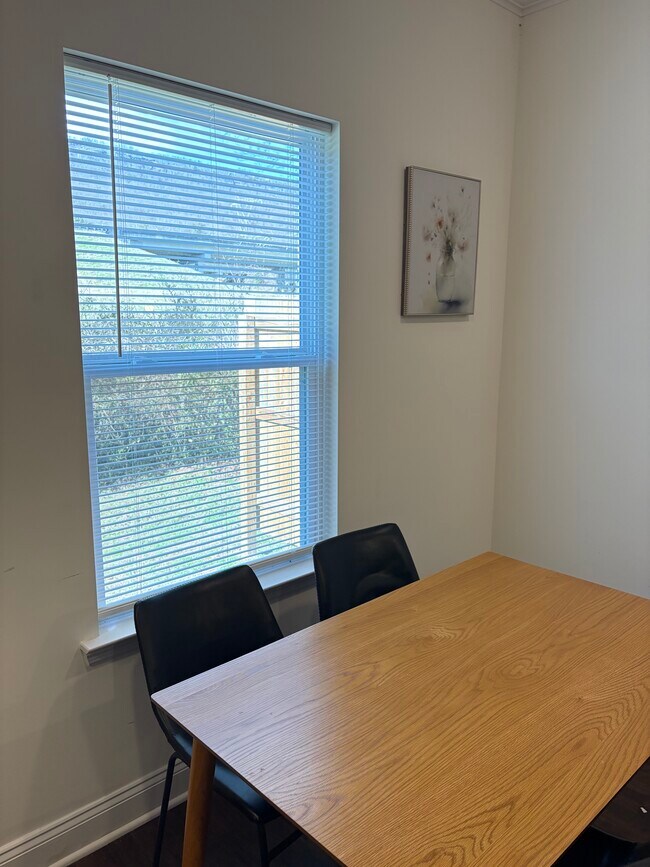 Foto del edificio - 5535 Stream Ln