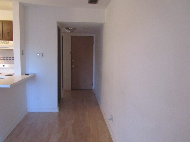 Building Photo - 49 Oak Hill Colony St