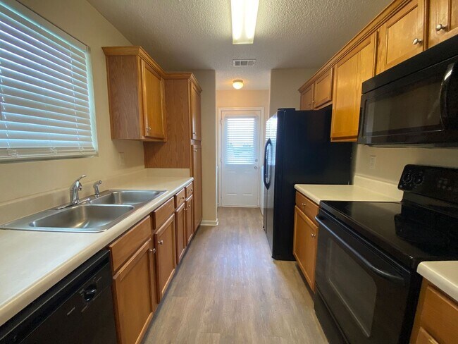 Photo - PRE-LEASING FOR AUGUST 2025!  1/2 OFF SECU... House