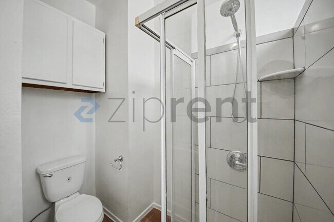 Foto del edificio - Unit 406