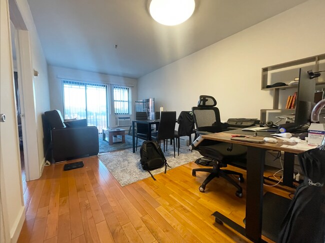 Foto del edificio - 3434 10th St