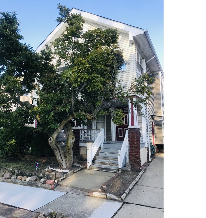 1297 Idlewood Ave, Lakewood, OH 44107 House for Rent in Lakewood, OH