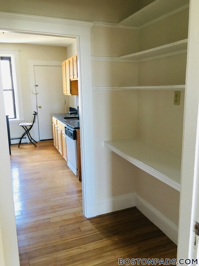 Foto del edificio - 1680 Commonwealth Ave