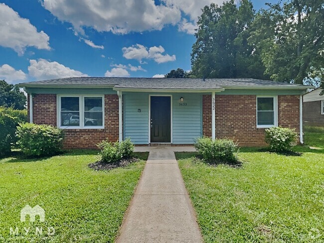 Building Photo - 3622 Bardot Dr