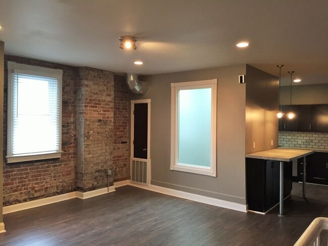 Photo - 4603 Butler St Apartment