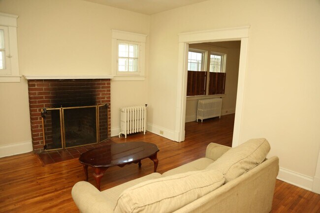 Foto del edificio - 1405 Grady Ave