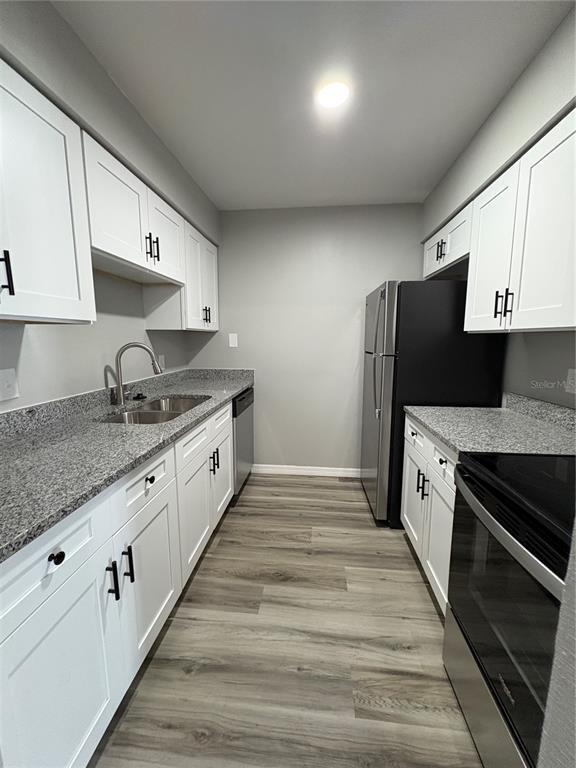 Building Photo - 9005 Tudor Dr