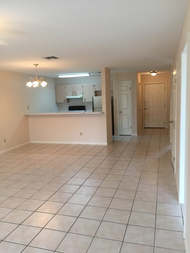 Foto del edificio - 1246 Squaw Valley Dr