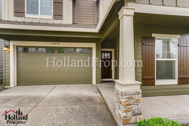 Building Photo - Gorgeous NW Bethany Portland Home! *Move-i...