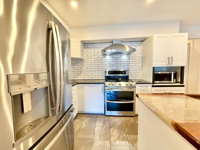 Foto del edificio - 1138 Crull Dr