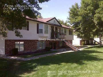 Primary Photo - Starlite Apartments