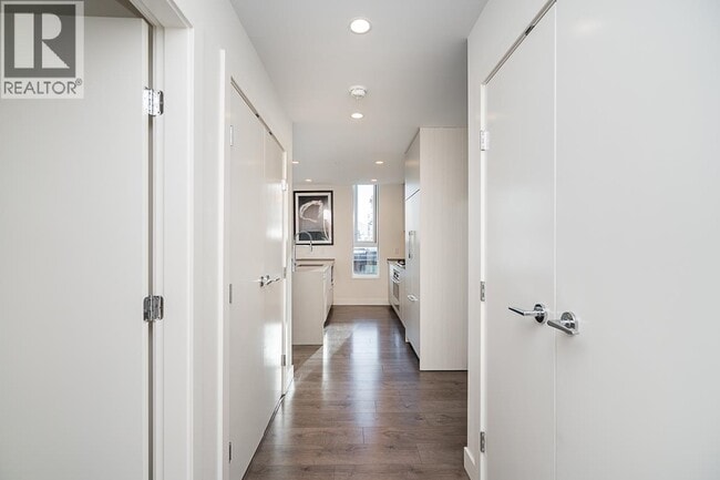 Building Photo - 4465 Juneau St