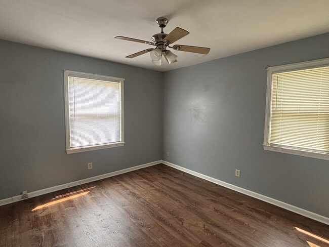 Building Photo - 1548 Thalia Ave