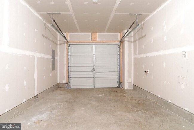 Building Photo - 81 Vespucci Ln