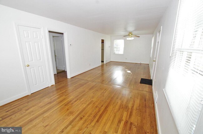 Building Photo - 12211 Judson Rd