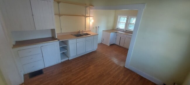 Foto del edificio - 512 Gordon St