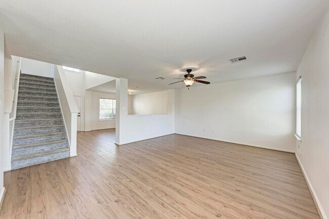 Building Photo - 12740 Bella Pkwy