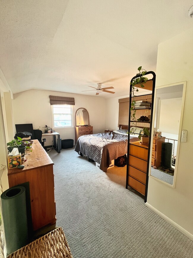 Lofted Bedroom - 3623 Glendale Ter