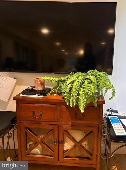 Photo - 2313 N Tracy St House