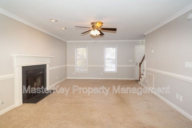 Building Photo - 1109 Balmoral Dr