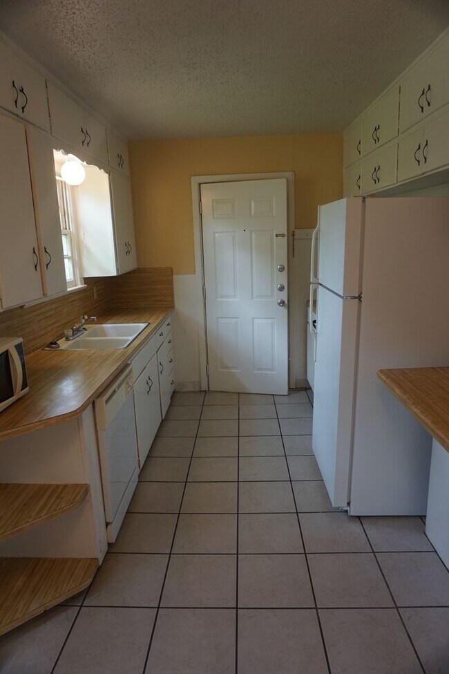 Foto del edificio - 2513 43rd St