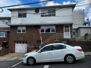 Building Photo - 1204 72nd St