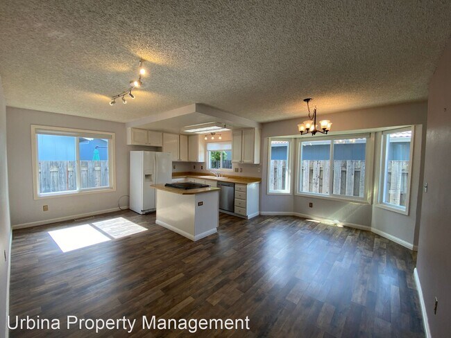 Building Photo - 3 br, 2 bath House - 1705 Arroyo Sierra Av...