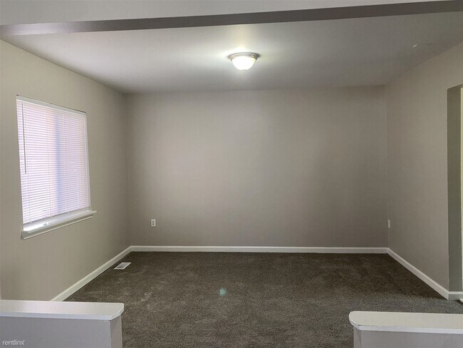 Building Photo - 3 br, 2 bath House - 8268 Hudson Ave