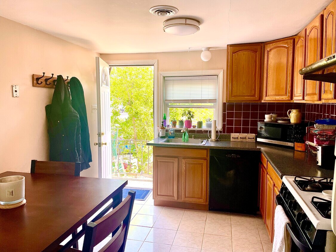 277 Summer St Unit 1, Arlington, MA 02474 277 Summer St Arlington, MA Apartments for Rent in