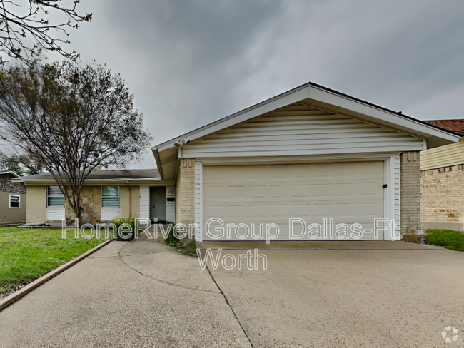 Building Photo - 4628 Danville Dr