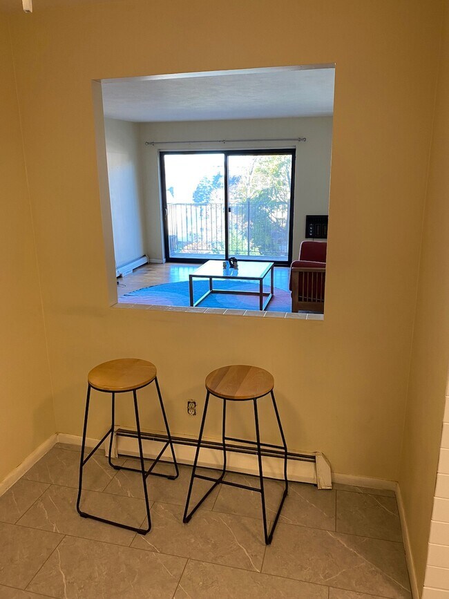 Foto del edificio - 10 Linda Ln