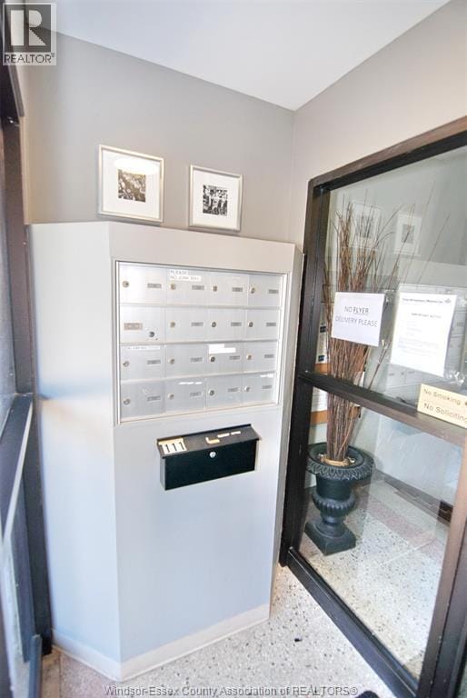 Building Photo - 647 Irvine Ave