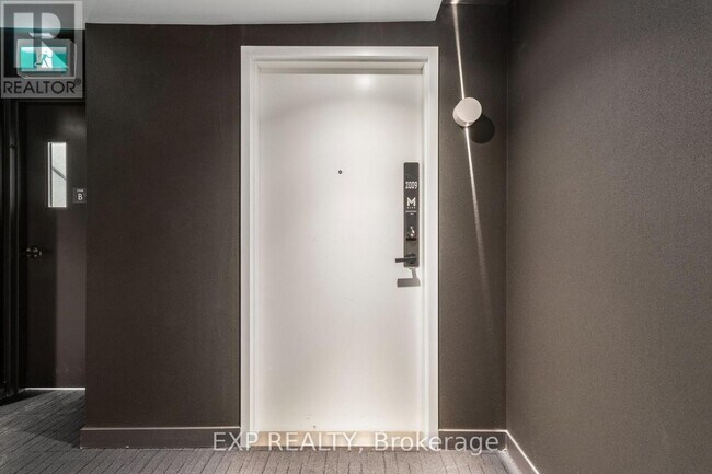 Photo du bâtiment - 3900 Confederation Pkwy