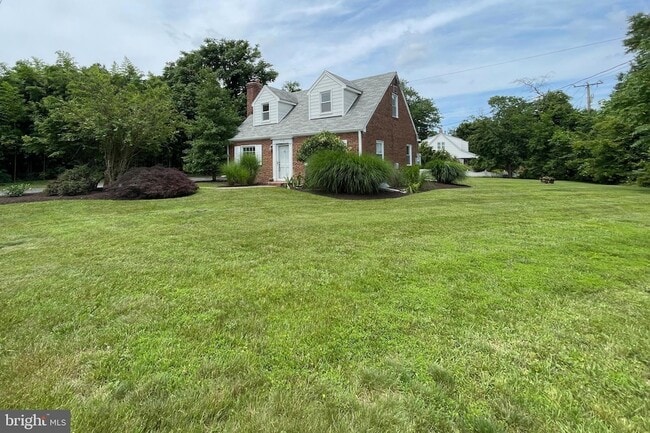 Building Photo - 7110 Coventry Rd