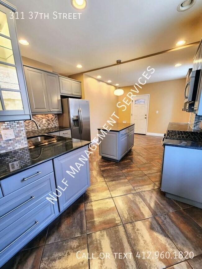 Foto del edificio - 311 37th St