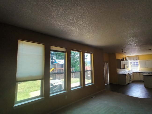 Building Photo - 12396 SW Canvasback Way