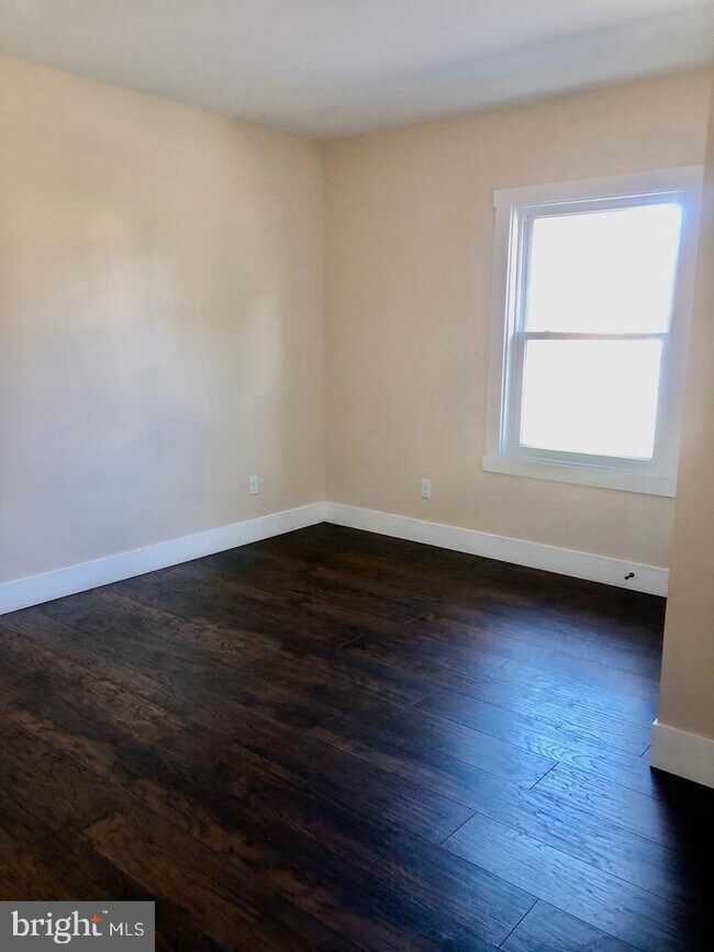 6373 Railroad St, Mount Jackson, VA 22842 House Rental in Mount