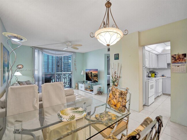 Foto del edificio - 3113 S Ocean Dr