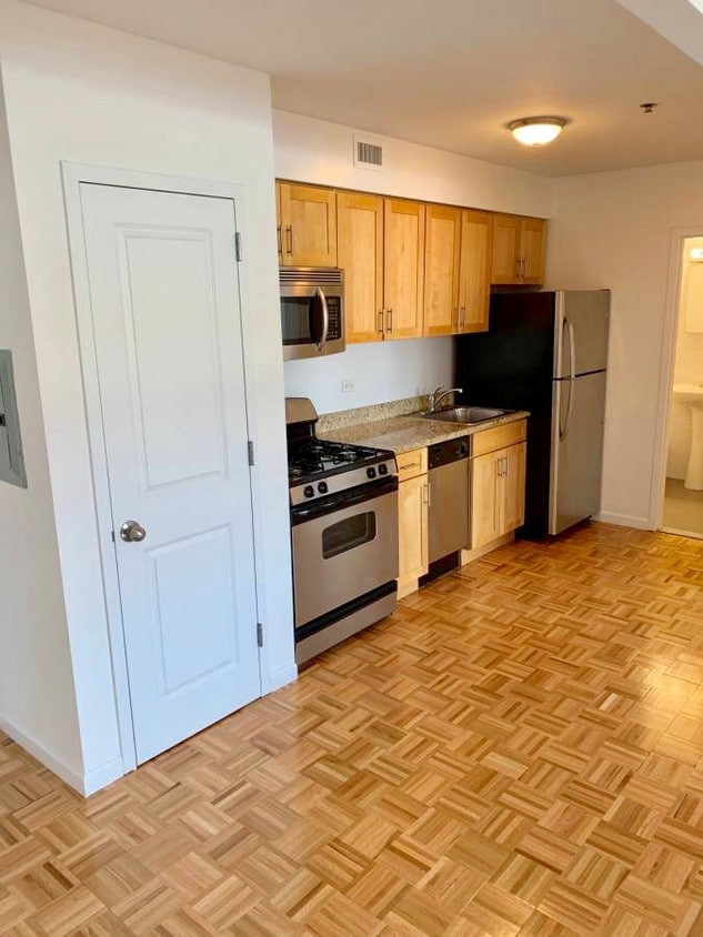 3129 31st St Unit 4J, Queens, NY 11106 Apartment for Rent in Queens