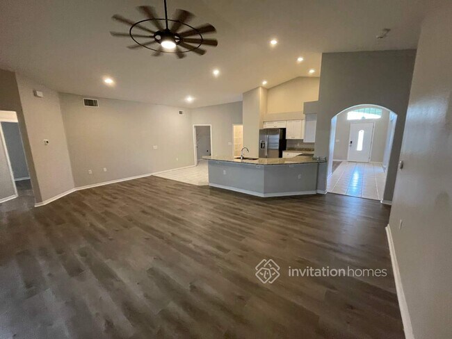 Foto del edificio - 1424 Bent Bow Ct