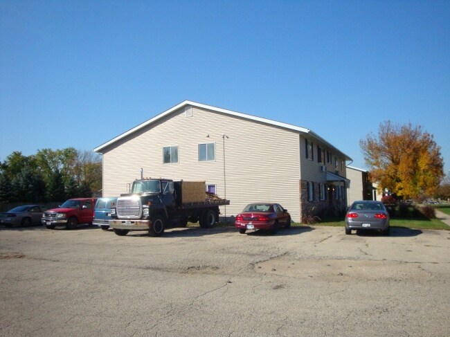 Building Photo - 619 Kellogg Ave