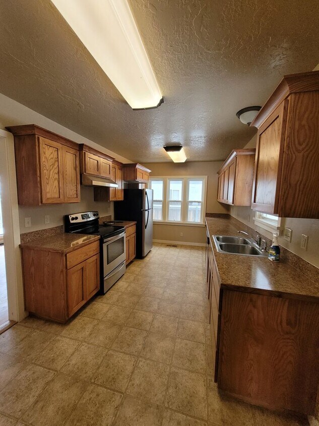 Foto principal - 305 S Meridian Rd