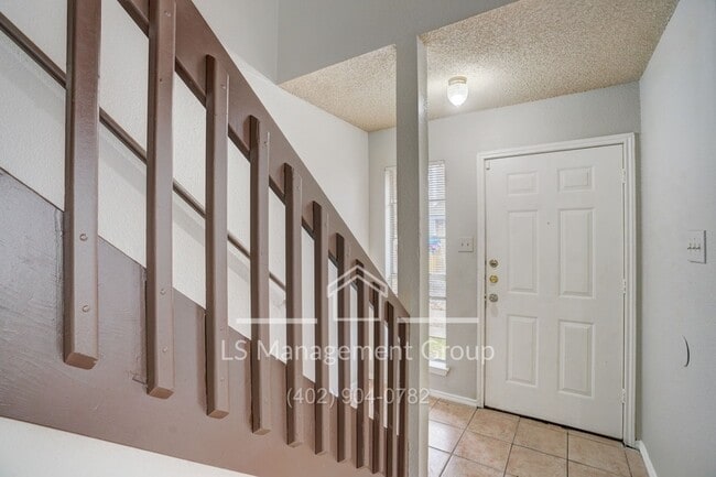 Foto del edificio - 7517 Oak Chase