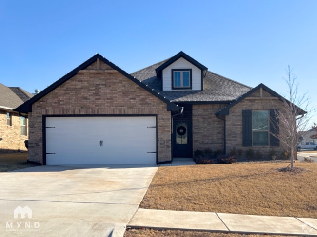 Building Photo - 5108 White Gold Avenue