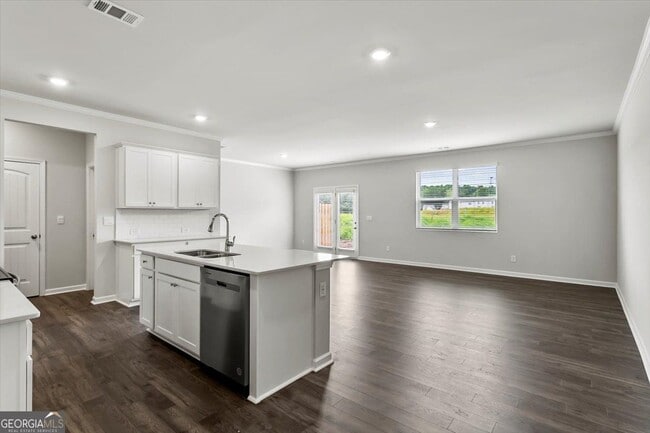 Building Photo - 5133 Tulip Sq