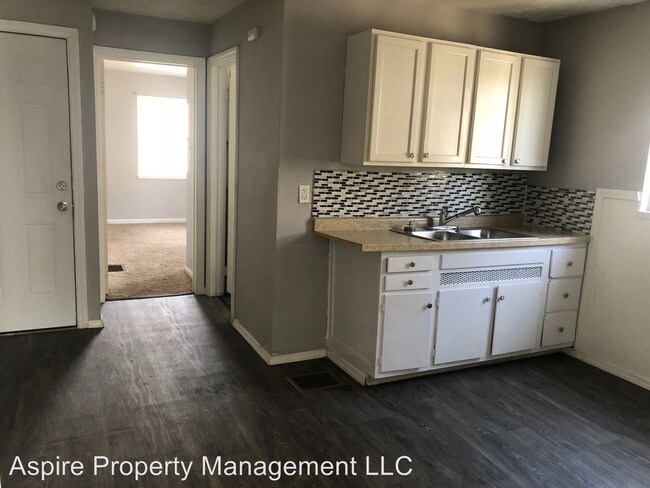 Building Photo - 1 br, 1 bath Apartment - 15 Ridge Ave
