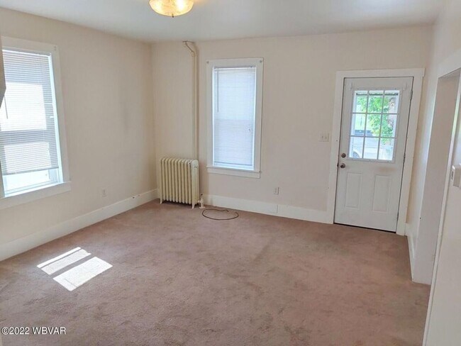 Foto del edificio - Spacious home