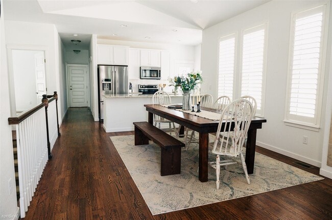 Building Photo - 5 br, 3 bath House - 1285 Lady Campbell Drive