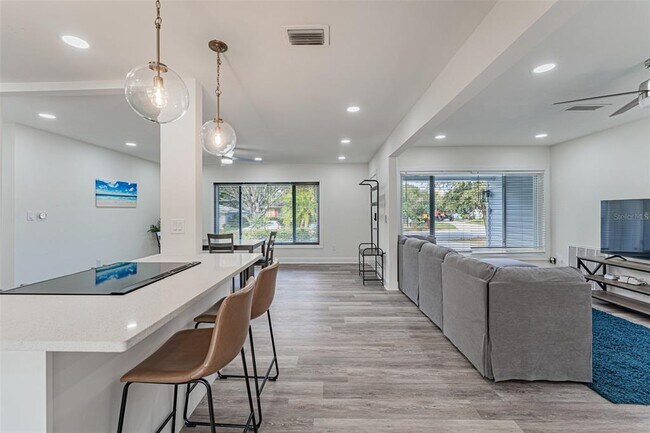 Foto del edificio - 1533 Bonair St